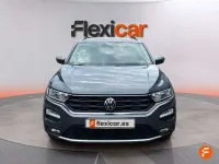 Usado VW T-Roc Advance 110 CV (80 kW) 2021 Gris SUV