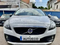 Usado Volvo V40 CC Momentum 150 CV (110 kW) 2015 Blanco Familiar