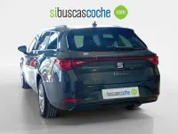 Usado Seat Leon Style 150 CV (110 kW) 2025 Gris/plata
