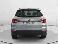 Usado Seat Arona Style 110 CV (80 kW) 2021 Gris SUV
