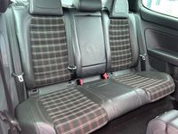 Usado VW Golf VI GTI 200 CV (147 kW) 2008 Gris / plata Utilitario