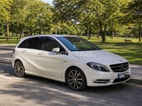 Usado Mercedes B180 122 CV (89 kW) 2012 Blanco Monovolumen