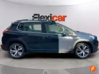 Usado Peugeot 2008 Allure 120 CV (88 kW) 2019 Gris SUV