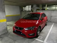 Usado Seat Leon ST FR 150 CV (110 kW) 2015 Rojo Familiar