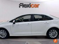 Begagnad Toyota Corolla Active 122 HK (89 kW) 2022 Vit Halvkombi