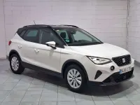 Usado Seat Arona Style Plus 110 CV (80 kW) 2021 Blanco SUV