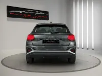 Usado Audi Q2 S-Line 150 CV (110 kW) 2025 Gris / plata SUV
