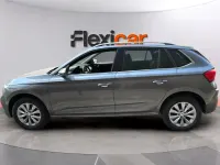 Usado Skoda Kamiq Ambition 110 CV (80 kW) 2022 Gris SUV