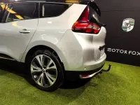 Usado Renault Grand Scénic IV LIMITED 140 CV (102 kW) 2019 Gris / plata Monovolumen