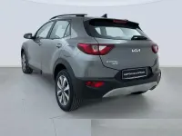 Nuevo Kia Stonic 101 CV (74 kW) 2025 Gris SUV