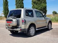 Usado Mitsubishi Montero 170 CV (125 kW) 2009 Beige SUV