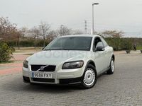 Usado Volvo C30 Momentum 109 CV (80 kW) 2007 Verde Utilitario