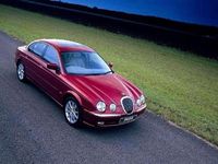 Usado Jaguar S-Type Executive 239 CV (175 kW) 2001 Gris Berlina