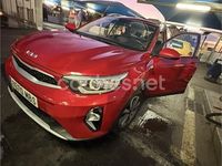 Usado Kia Stonic 84 CV (61 kW) 2022 Rojo SUV