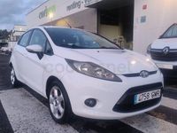 Usado Ford Fiesta Trend 82 CV (60 kW) 2009 Blanco Utilitario