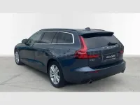 Usado Volvo V60 Momentum 197 CV (144 kW) 2021 Azul Familiar