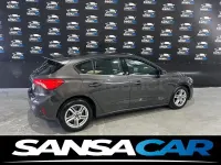Usado Ford Focus Trend 120 CV (88 kW) 2022 Marrón Berlina