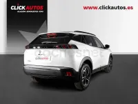Usado Peugeot 2008 Allure 100 CV (73 kW) 2023 Blanco SUV