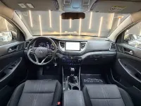 Usado Hyundai Tucson 115 CV (84 kW) 2015 Beige SUV