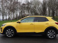 Usado Kia Stonic 110 CV (80 kW) 2017 Amarillo SUV