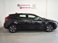 Usado Volvo V40 R-Design Momentum 120 CV (88 kW) 2016 Negro Familiar