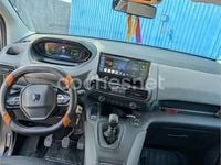 Käytetty Peugeot Rifter Allure 100 HP (73 kW) 2024 Vihreä Tila-auto