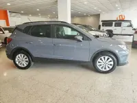 Usado Seat Arona Style 115 CV (84 kW) 2025 Gris / plata SUV