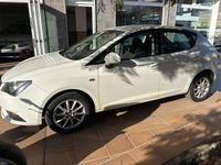 Usado Seat Ibiza Reference 90 CV (66 kW) 2015 Blanco Utilitario