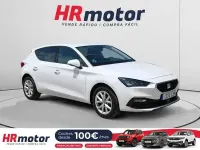 Usado Seat Leon Style 130 CV (95 kW) 2022 Blanco Berlina