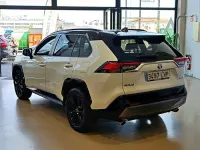 Usado Toyota RAV4 Hybrid Style 218 CV (160 kW) 2021 Blanco SUV