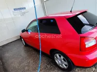 Usado Audi A3 Attraction 125 CV (91 kW) 1999 Rojo Utilitario