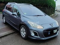 Usado Peugeot 308 SW Access 112 CV (82 kW) 2011 Gris / plata Familiar