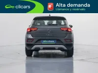 Usado VW T-Roc 116 CV (85 kW) 2024 Gris SUV