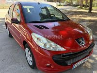 Usado Peugeot 206+ 60 CV (44 kW) 2011 Rojo Utilitario