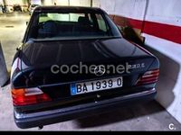 Usado Mercedes 230 132 CV (97 kW) 1990 Gris / plata Coupe