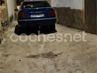 Usado Citroën Xsara Exclusive 90 CV (66 kW) 2001 Azul Berlina