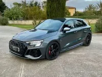 Usado Audi RS3 Sportback 400 CV (294 kW) 2022 Gris Utilitario
