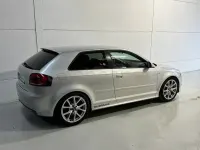 Usado Audi S3 Premium 265 CV (194 kW) 2006 Gris / plata Utilitario