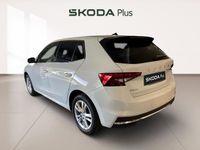 Usado Skoda Fabia 115 CV (84 kW) 2024 Gris Utilitario