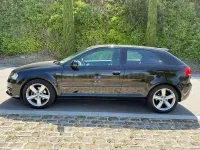 Usado Audi A3 Ambition 160 CV (117 kW) 2010 Negro Utilitario