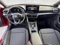 Usado Seat Leon FR 150 CV (110 kW) 2025 Rojo Familiar