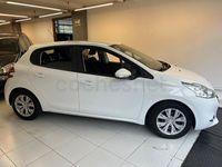 Usado Peugeot 208 Active 100 CV (73 kW) 2015 Blanco Utilitario