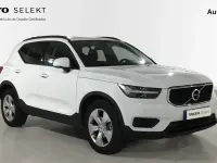 Usado Volvo XC40 Plus 211 CV (155 kW) 2023 Blanco SUV