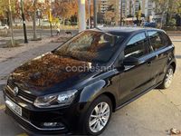 Usado VW Polo Sportline 90 CV (66 kW) 2015 Negro Berlina