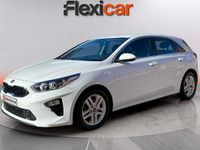 Usado Kia Ceed 120 CV (88 kW) 2021 Blanco Utilitario