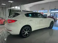 Usado Maserati Levante 275 CV (202 kW) 2018 Blanco SUV