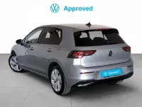 Usado VW Golf VIII 115 CV (84 kW) 2025 Gris / plata Berlina