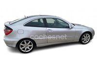 Usado Mercedes C220 143 HP (105 kW) 2001 Cinzento Sedan
