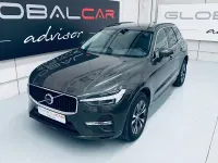 Usado Volvo XC60 Core 197 CV (144 kW) 2022 Gris / plata SUV