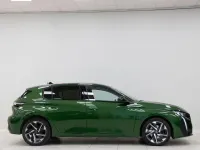 Usado Peugeot 308 Allure 130 CV (95 kW) 2023 Verde Berlina